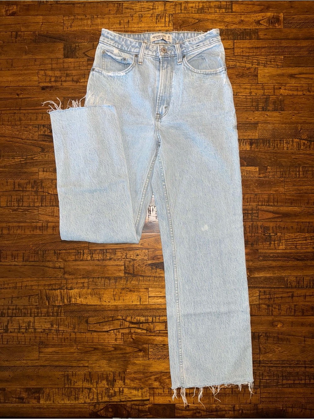 Abercrombie & Fitch The 90s Relaxed High Rise - Size 25/0 Regular